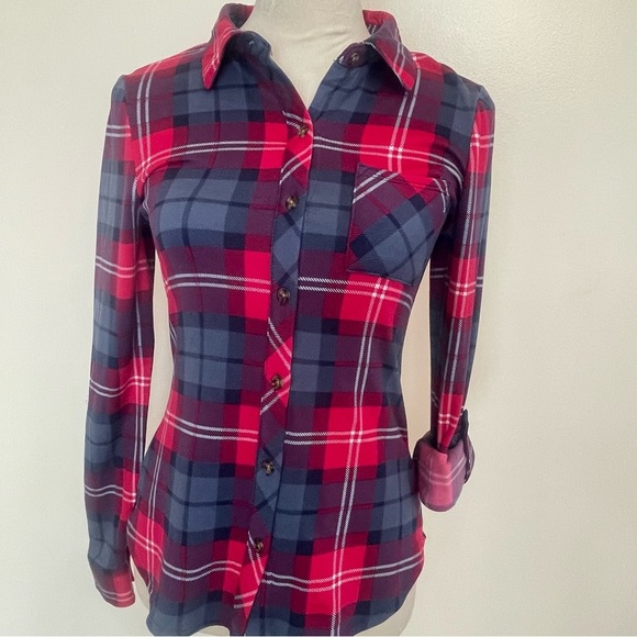 Rue 21 NWT Red Navy Plaid Button Down Shirt. Women's size XS. - Picture 8 of 12